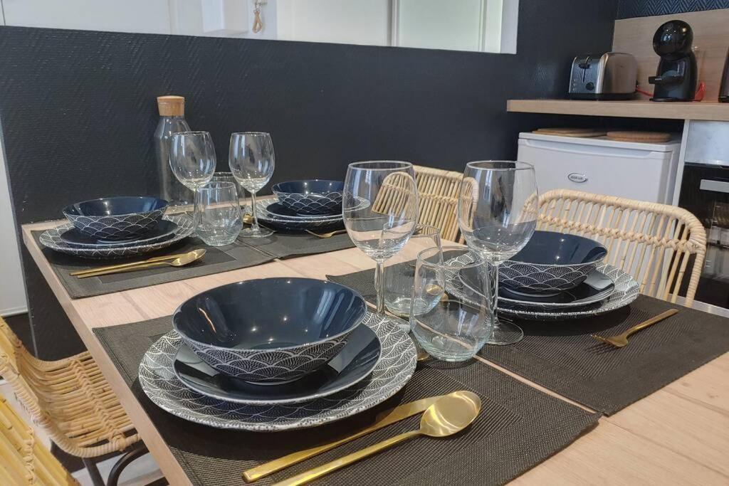 T2 De Luxe Centre Ville + Parking Prive !! Ρουέν Εξωτερικό φωτογραφία